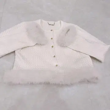 CELFORD 케이블 니트 퍼 가디건