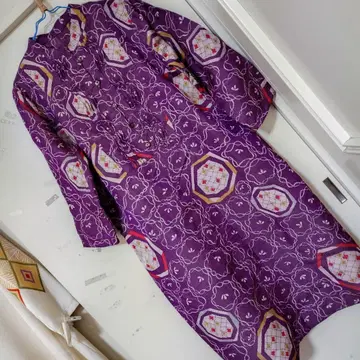 명선 보라색 리메이크 옷깃 장식 핀턱 롱 원피스