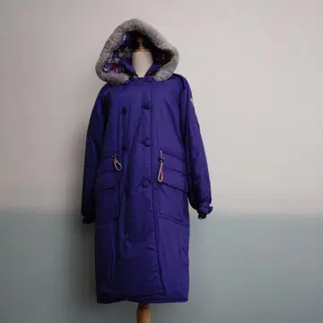 보라색 퍼 후드 롱 코트 (리버서블 기장 95cm)