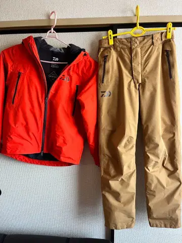 다이와 고어텍스 방한 수트 상하의 세트 WM