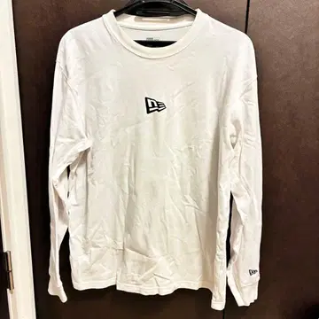 뉴에라 화이트 긴팔T셔츠 XL 화이트 뉴에라 둥근넥