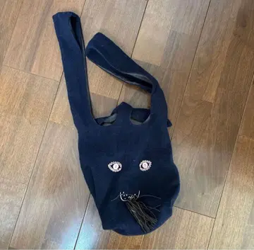 미나 페르호넨 우사백 S 다크 네이비