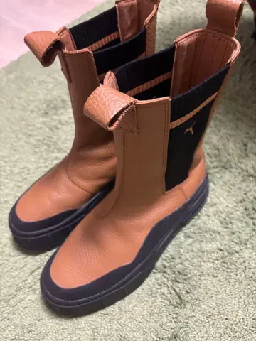 Puma 브라운 사이드 고어 부츠 가격 협상합니다.