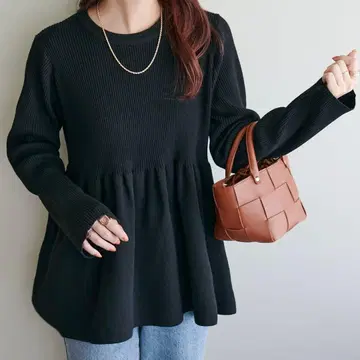 DISCOAT 리브 절개 페플럼 풀오버 블랙