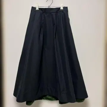 THOMAS MAGPIE 플레어 스커트