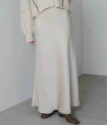 Bab 새틴 내로우 스커트