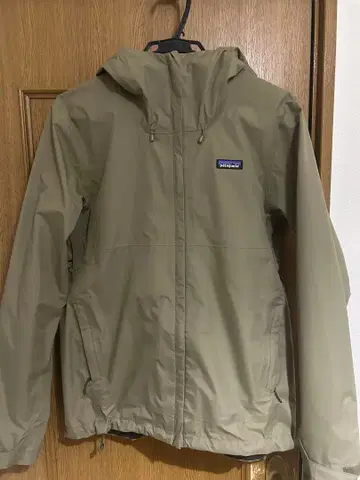 Patagonia 트렌트쉘 3L 세이지 카키 M