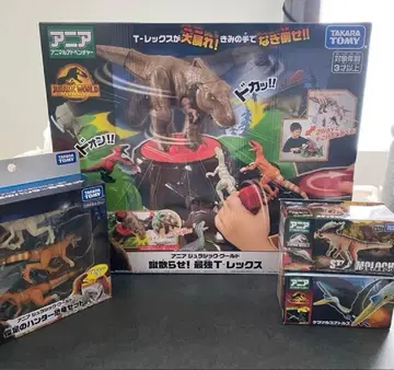 타카라토미 쥬라기 월드 T-렉스 세트