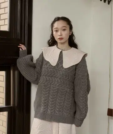 moi tytto 볼륨 짜임 절개 니트