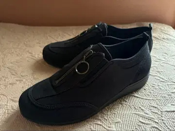 [ 미사용 새상품 ] 아사히 쾌보주의 일본제 여성 신발 24cm