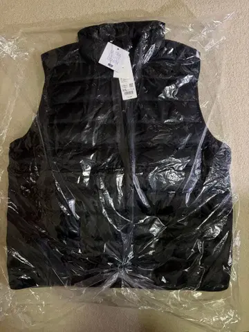 유니클로 울트라 라이트 다운 베스트 남성용 XXL 블랙 새상품