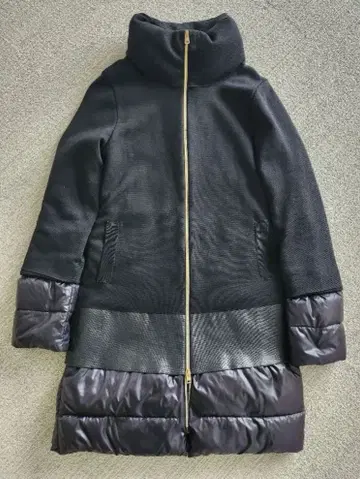 HERNO 헬레노 다운 코트 자켓 블랙 이소재 니트 44