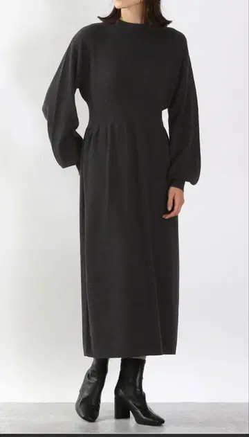 새상품 로리즈팜 니트 롱 원피스