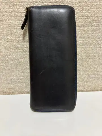 소가죽 라운드 지퍼 다크 네이비