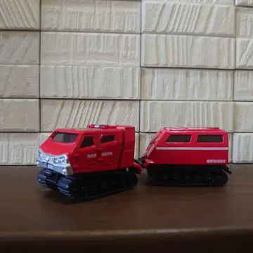 단종품 토미카 레드 살라만더 익스트림 V No.121 전지형 대응 자동차