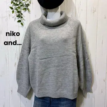 [새상품급] niko and - 그레이 터틀넥 니트 스웨터 긴팔 L