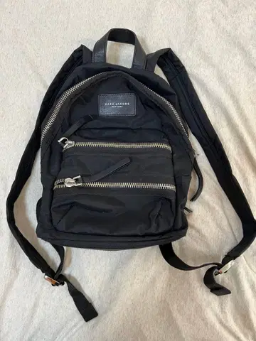 마크제이콥스 백팩