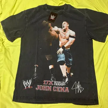 새상품 S 사이즈  BOXY T셔츠 WWE 프로레슬링 미착용