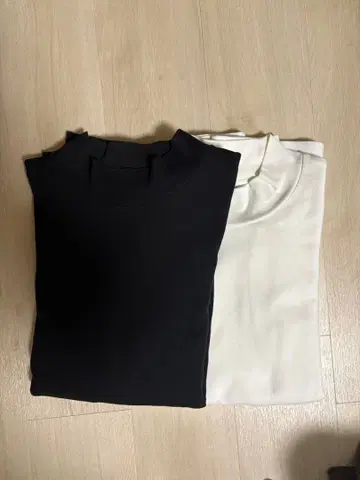 유니클로 U 모크넥 풀오버