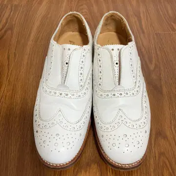 가죽 신발 화이트 화이트 pokit