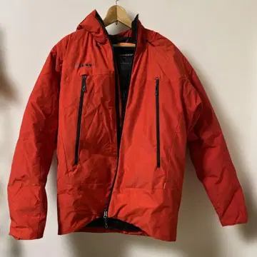 MAMMUT 오렌지 다운 자켓 M 사이즈