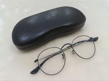 컨디션 최상 레이밴 rb3447v 2503 매트 블랙