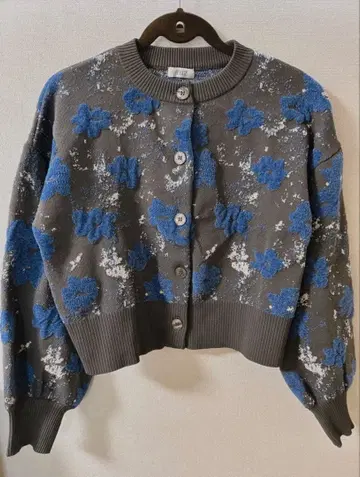 [ 완판템 ] 로리즈팜 플라워 가디건 숏 기장