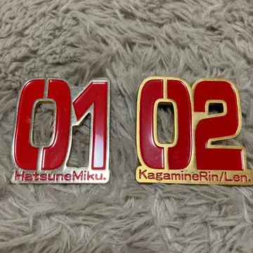 하츠네 미쿠 카가미네 린/렌 핀 배지 01 02