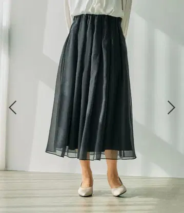 입졸식 세레모니 포멀 턱 플레어 스커트