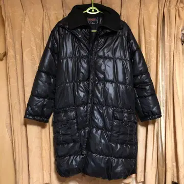 새상품급 블랙 퀼팅 롱 코트 리브 니트 옷깃