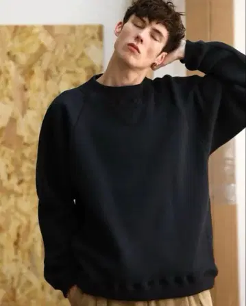 LOOPE 루페 오버 사이즈 모크넥 맨투맨 33 BLACK