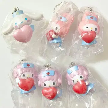 미개봉 새상품 산리오 간호사 스윙 마스코트 캡슐 토이 가챠