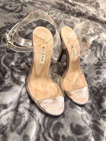 [ DIANA ] JBBF 스트랩 힐 샌들