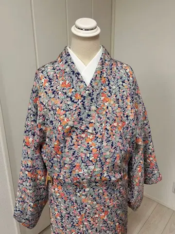 꽃무늬 코몬 기모노