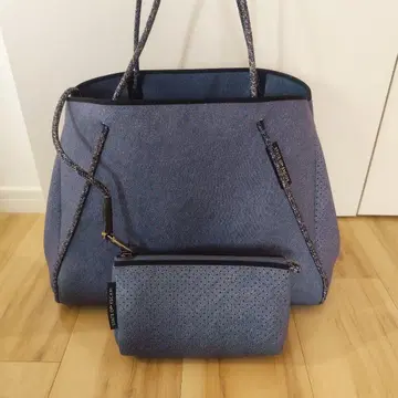 새상품급 스테이트 오브 에스케이프 토트백 데님