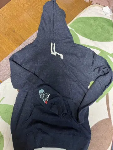 새상품 Giro 고릴라 그래픽 후드티