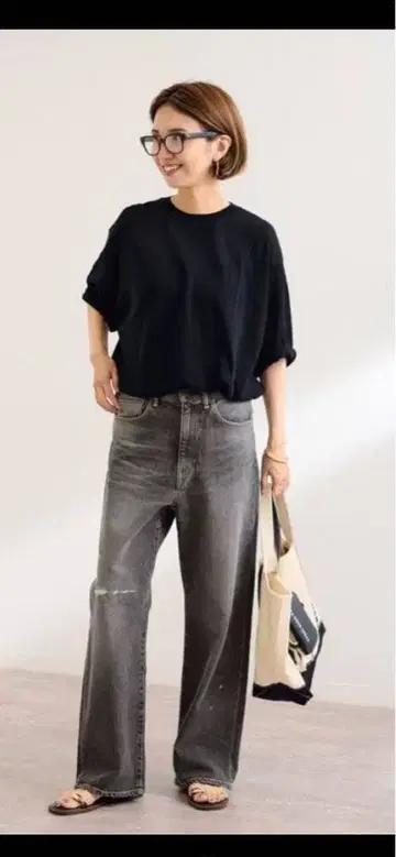 새상품급 FRAMeWORK 데님 스트레이트 팬츠 블랙 38