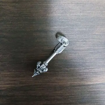 로얄오더 목걸이 탑