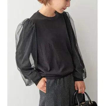 스픽앤스팬 튤 슬리브 니트 풀오버 크루넥 니트 블랙