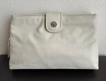 [새상품] 숄더 2wey 클러치백 크러쉬 아이스 화이트