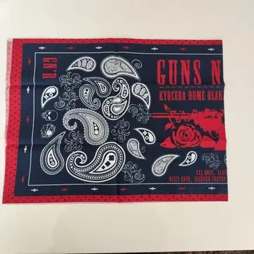 건즈 앤 로지스 반다나