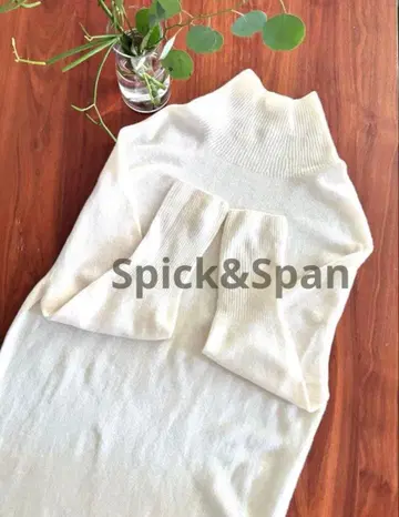 Spick&Span 터틀넥 뉴앙스 니트 원피스 루즈핏 화이트