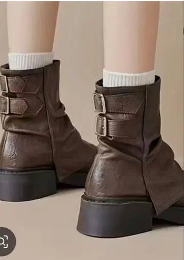 브라운 버클 숏부츠