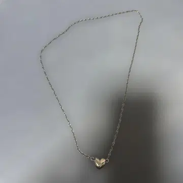 실버 하트형 펜던트 목걸이