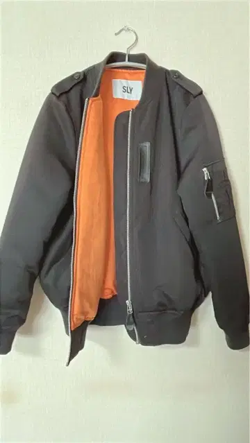 SLY 스라이 MA-1 블루종 점퍼 봄버 자켓 블랙