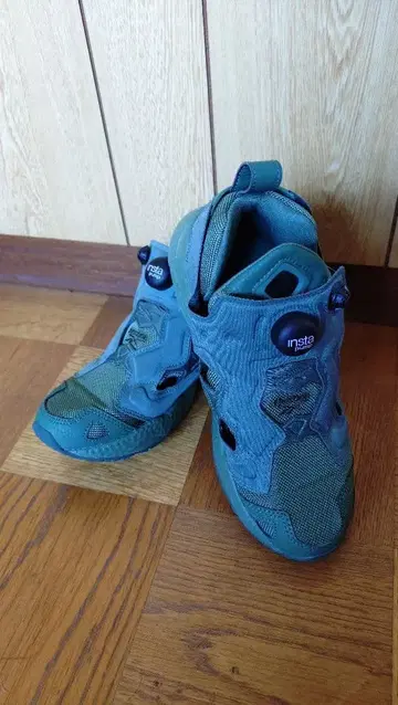 [ Reebok ] 인스타 펌프 스니커즈 그린