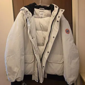 GAP 후드 부착 다운 자켓 화이트