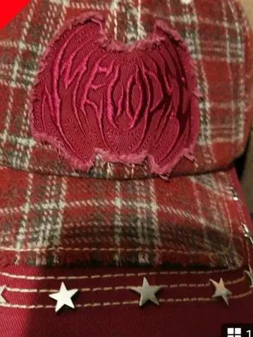 신상 ec melodi Red Plaid Star Studded Hat