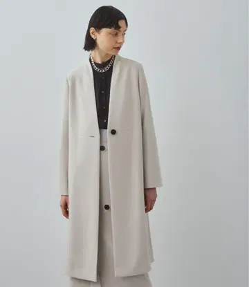 UNITED TOKYO 유나이티드 도쿄 V넥 코트 노카라