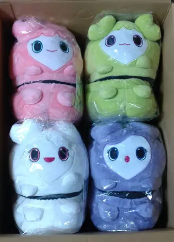 TWICE LOVELYS 봉제 인형 슬리퍼 4개 세트